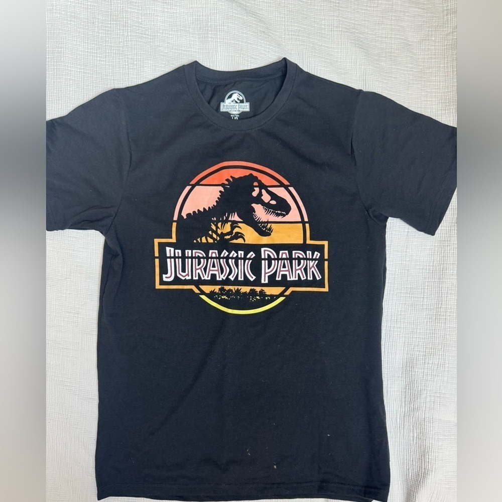 Jurassic Park Shirt Size L